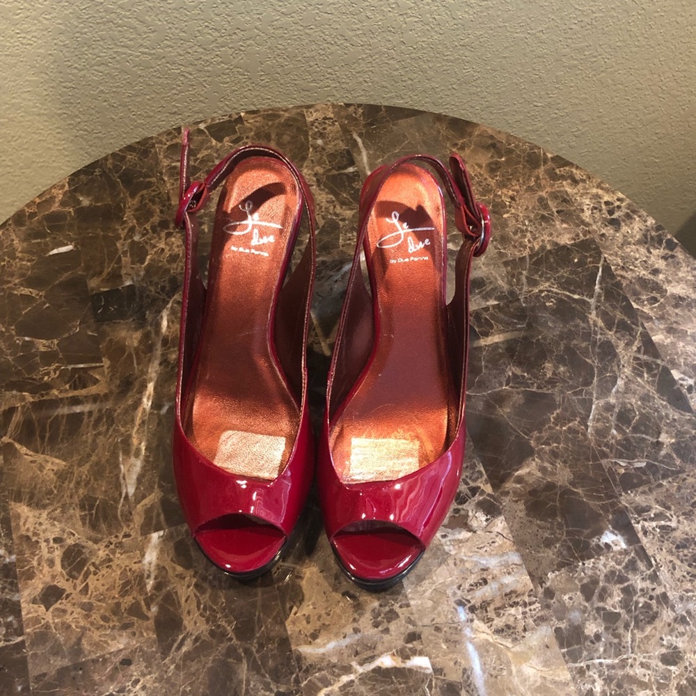 Le Due Red Heels